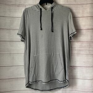 Sunday Black and White Striped Hoodie Short Sleeve Shirt Kangaroo Pocket Size L